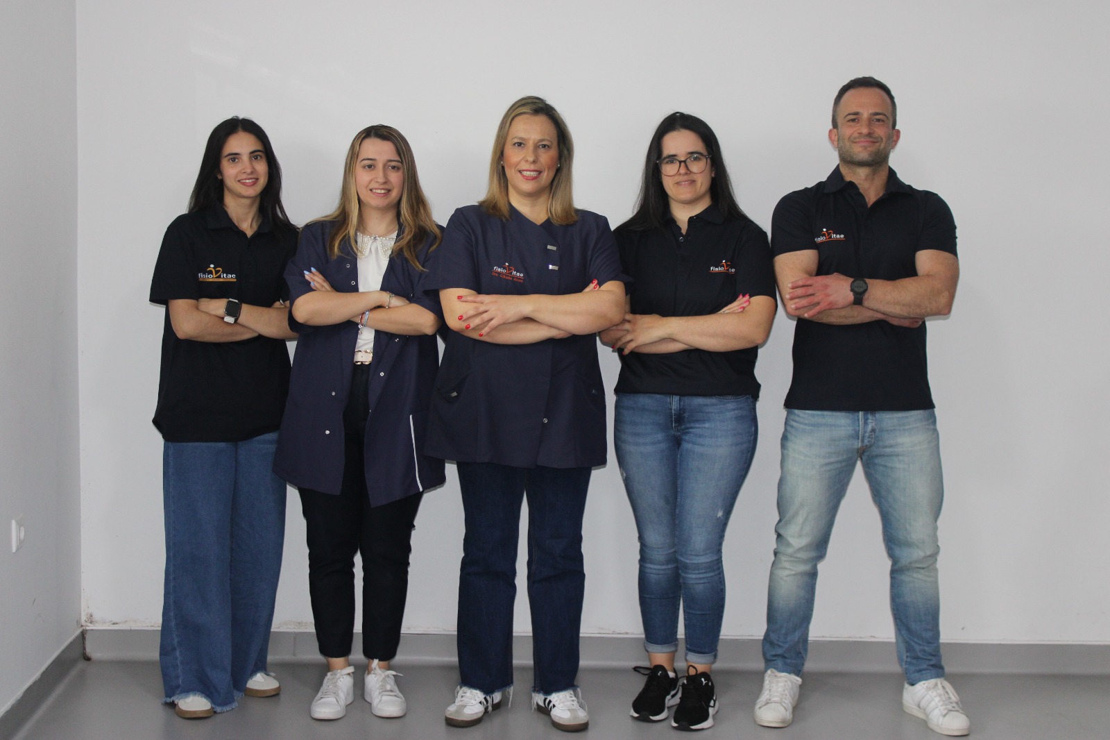 Equipa FisioVitae — Dra. Cláudia Alves e fisioterapeutas da clínica em Panóias, Braga